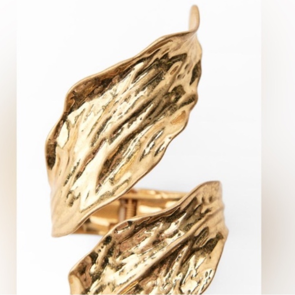 Zara NWOT gold metal leaf arm cuff 1856/034 - Picture 3 of 8